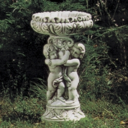 Putto con fioriera in pietra cm 37 H 62