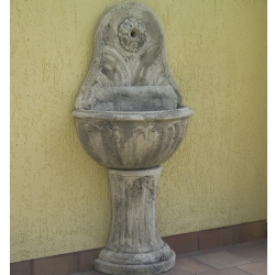 Fontana Catania h 135 in pietra ricostituita finitura corrosa