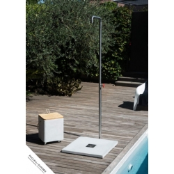 Doccia in cemento - Paolelli Garden