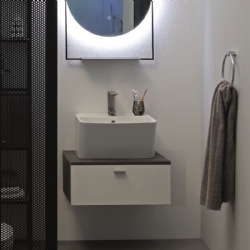 Lavabo in ceramica bianco lucido 50x40 su cassettiera Wynn Colavene
