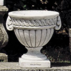 Vaso Romano cm 43 H 41 Trilussa in pietra